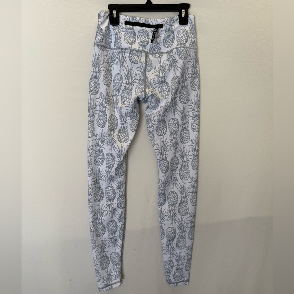 Pineapple Pattern Leggings Women’s Size Medium - Picture 2 of 6